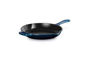 Signature Round Skillet in Nuit