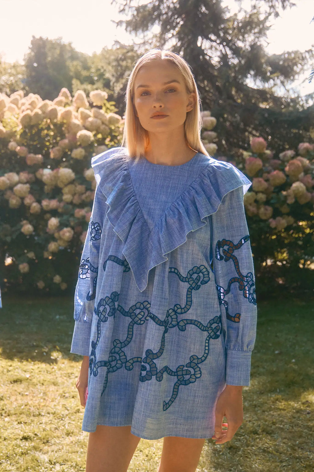 Bluesyリボン Azalea Dress | Linen Mini Dress | Hunter Bell | Over The Moon