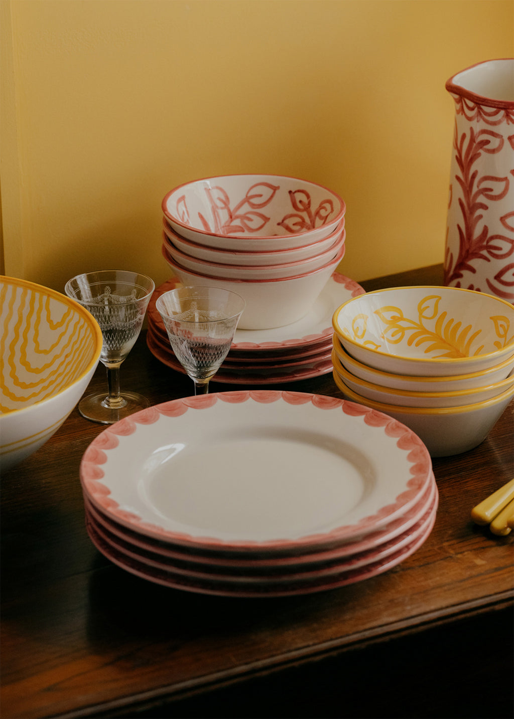 Pink Scallop Dinner Plate