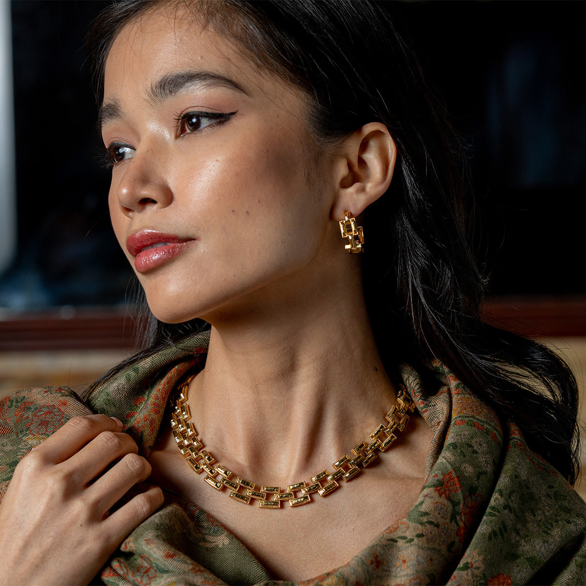 Pathway Petite Link Necklace in Gold