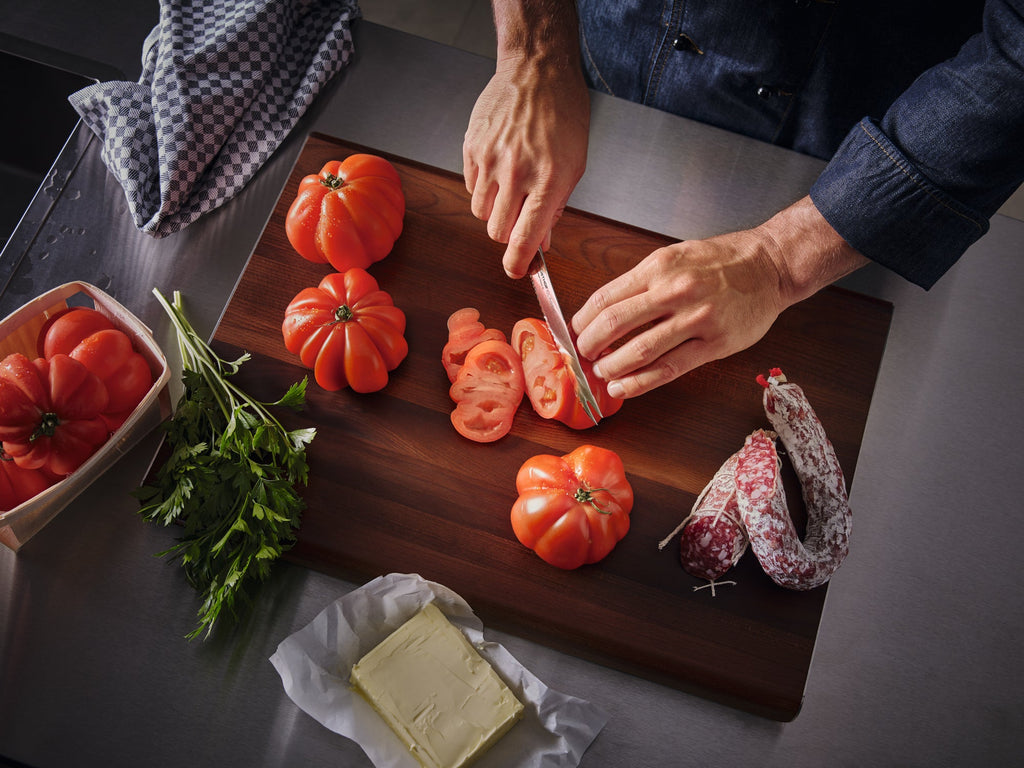 7" Classic Hollow Edge Santoku in Black