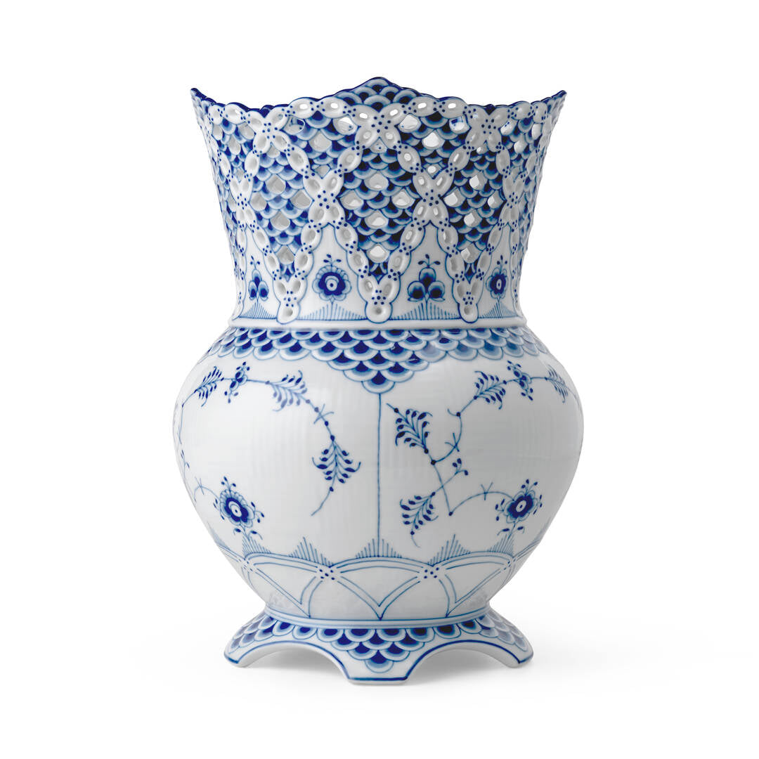 Blue Fluted Full Lace 9" Vase