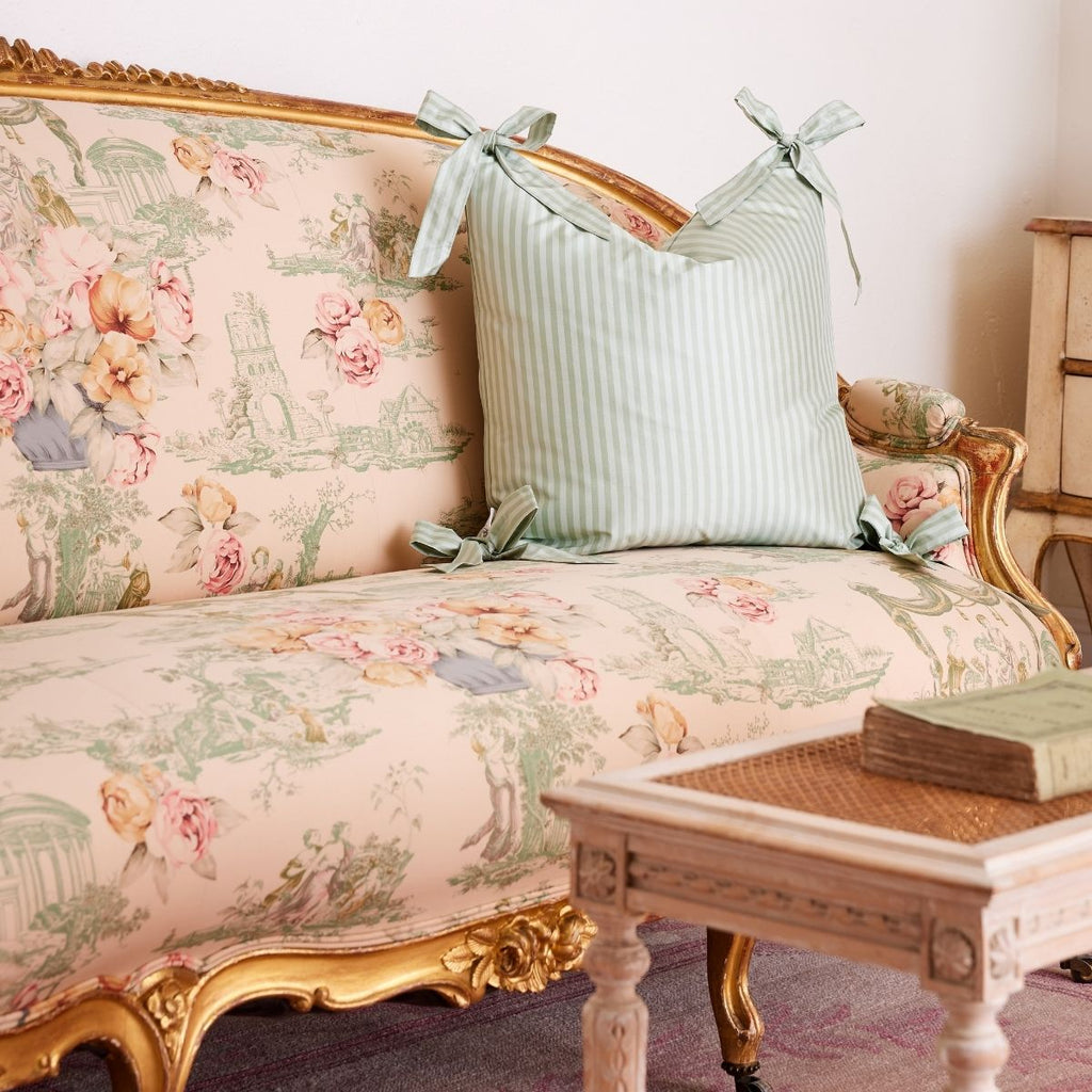 Noelle Bow Pillow in Wintergreen