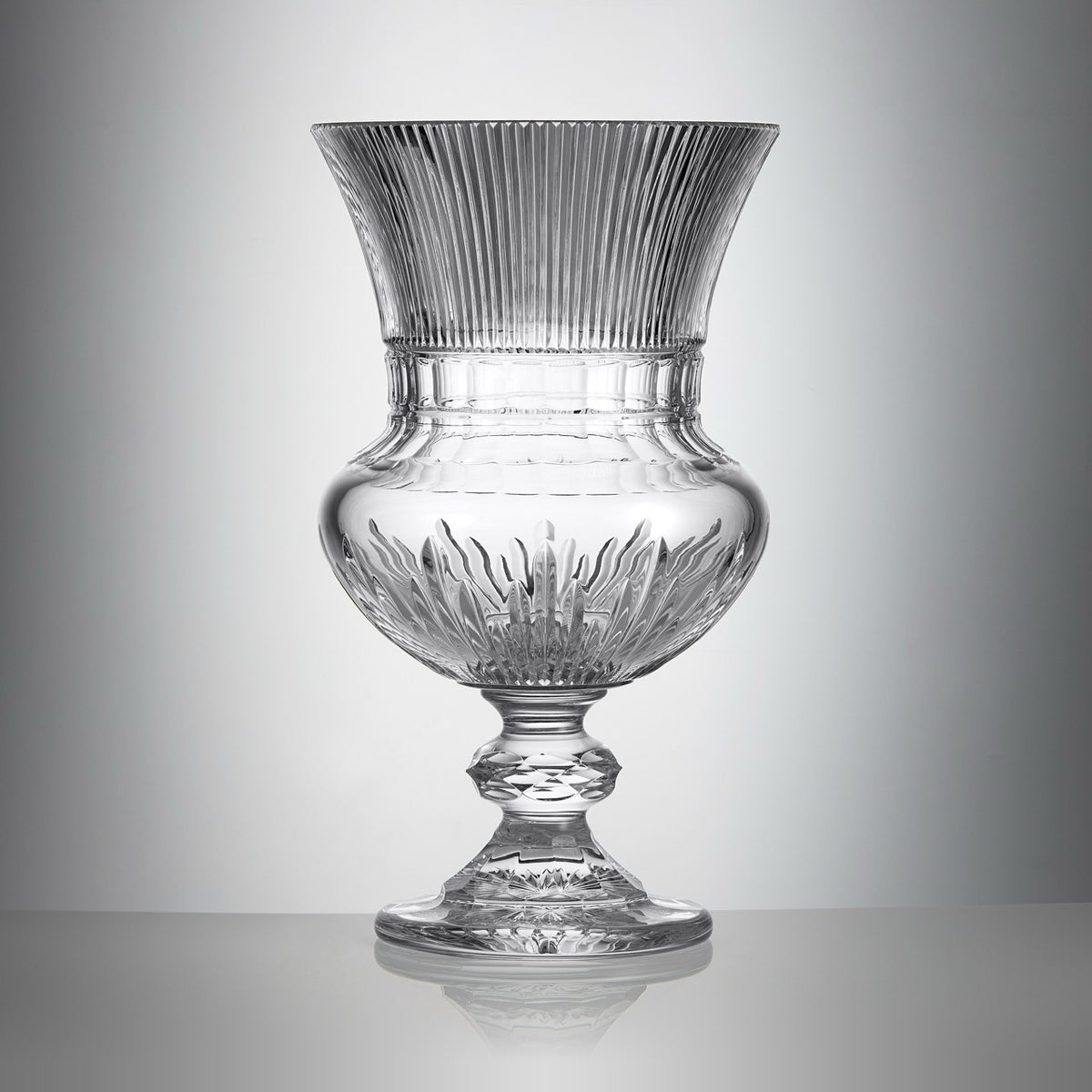 Mastercraft Heritage Eileen Centerpiece