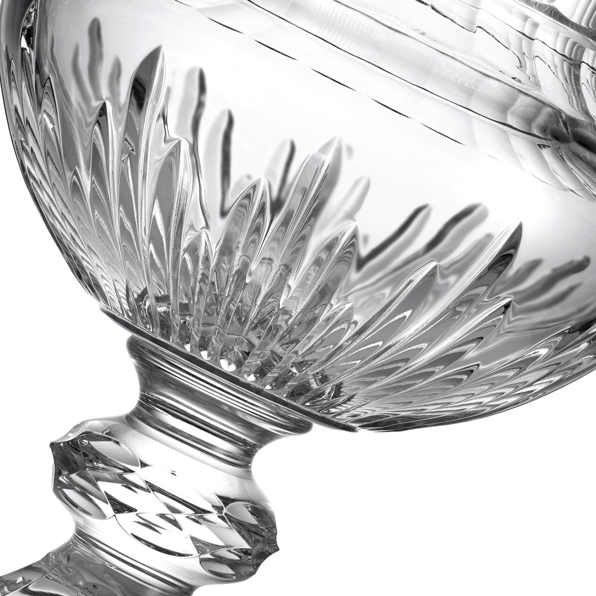 Mastercraft Heritage Eileen Centerpiece