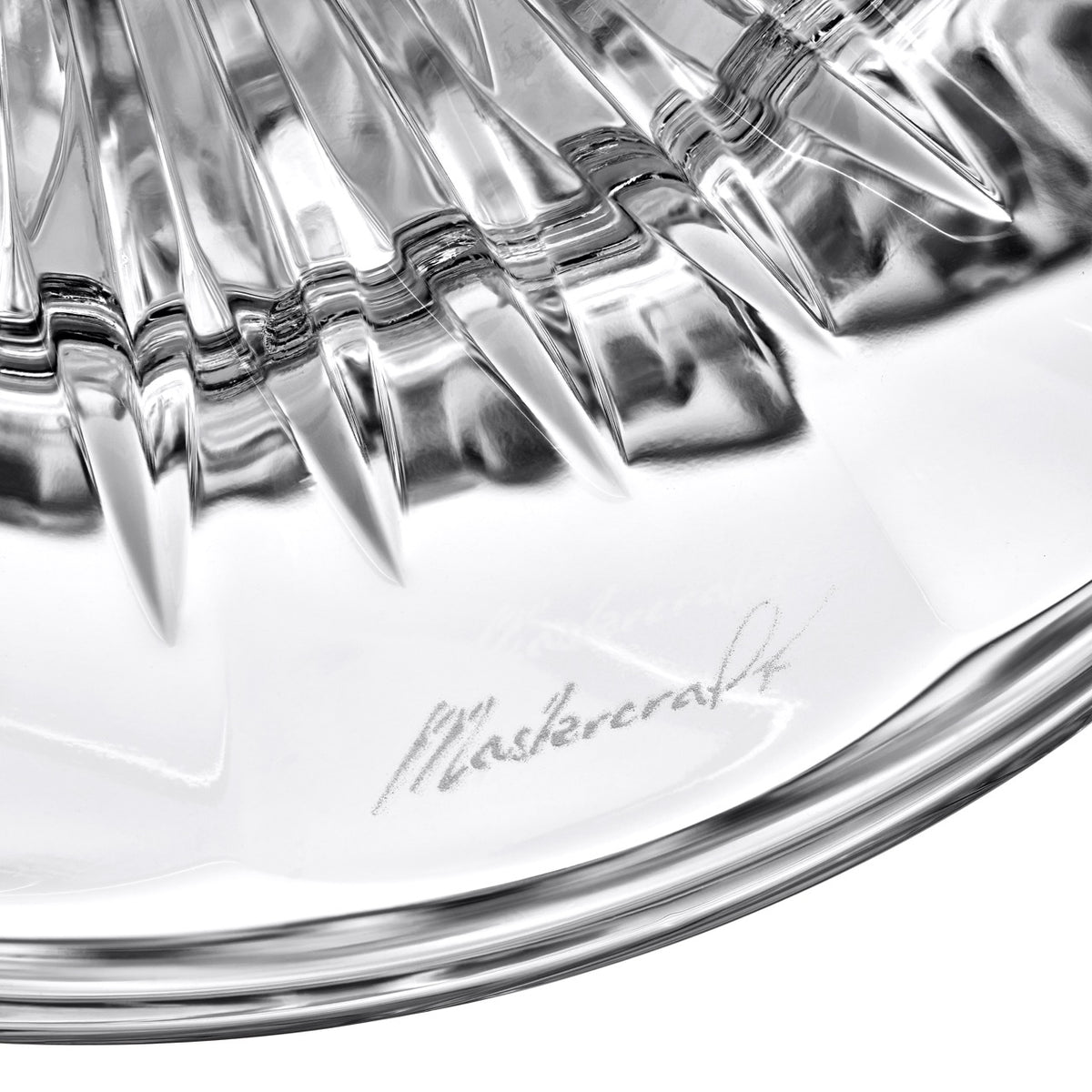 Mastercraft Heritage Eileen Centerpiece
