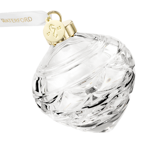 Winter Wonders Bauble Pinecone