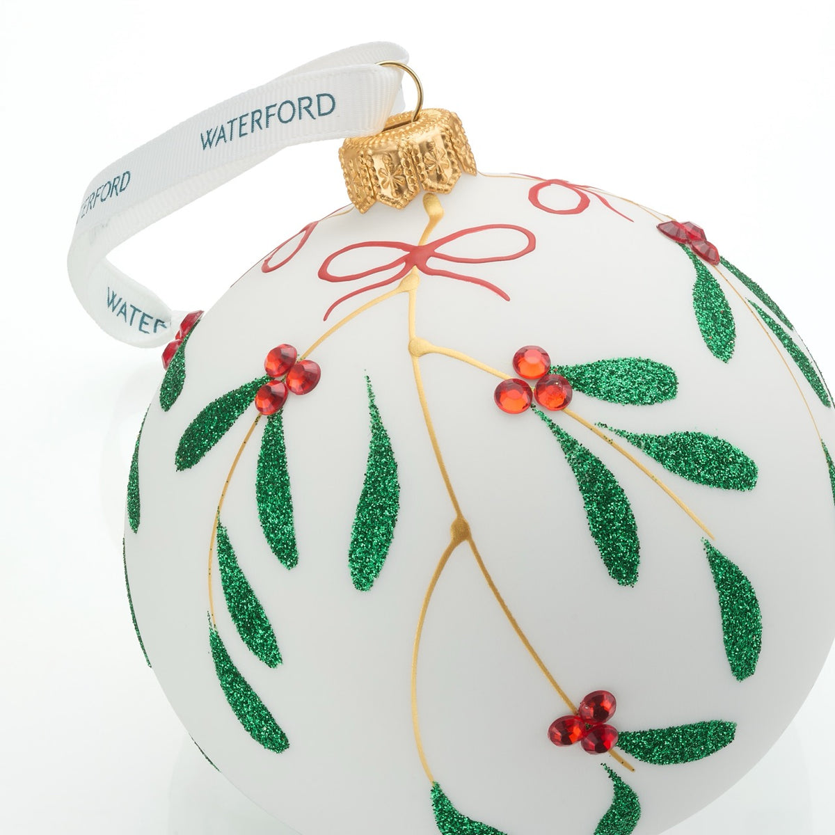 Holiday Heirlooms Mistletoe Bauble Ornament