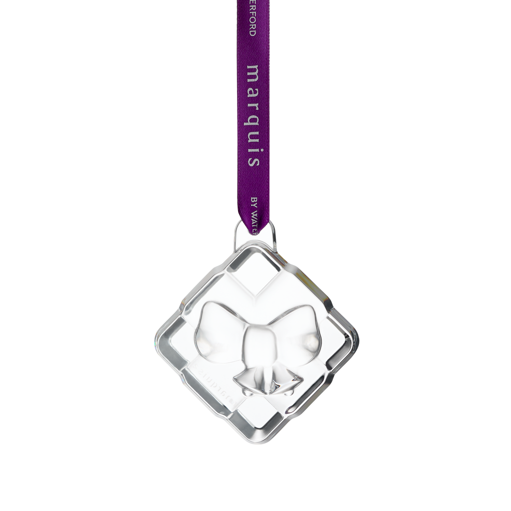 Marquis Present Ornament