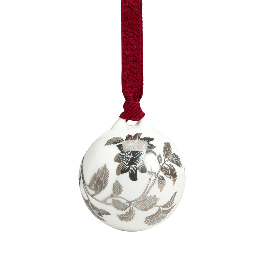 Festive Tonquin Ornament Silver No.1