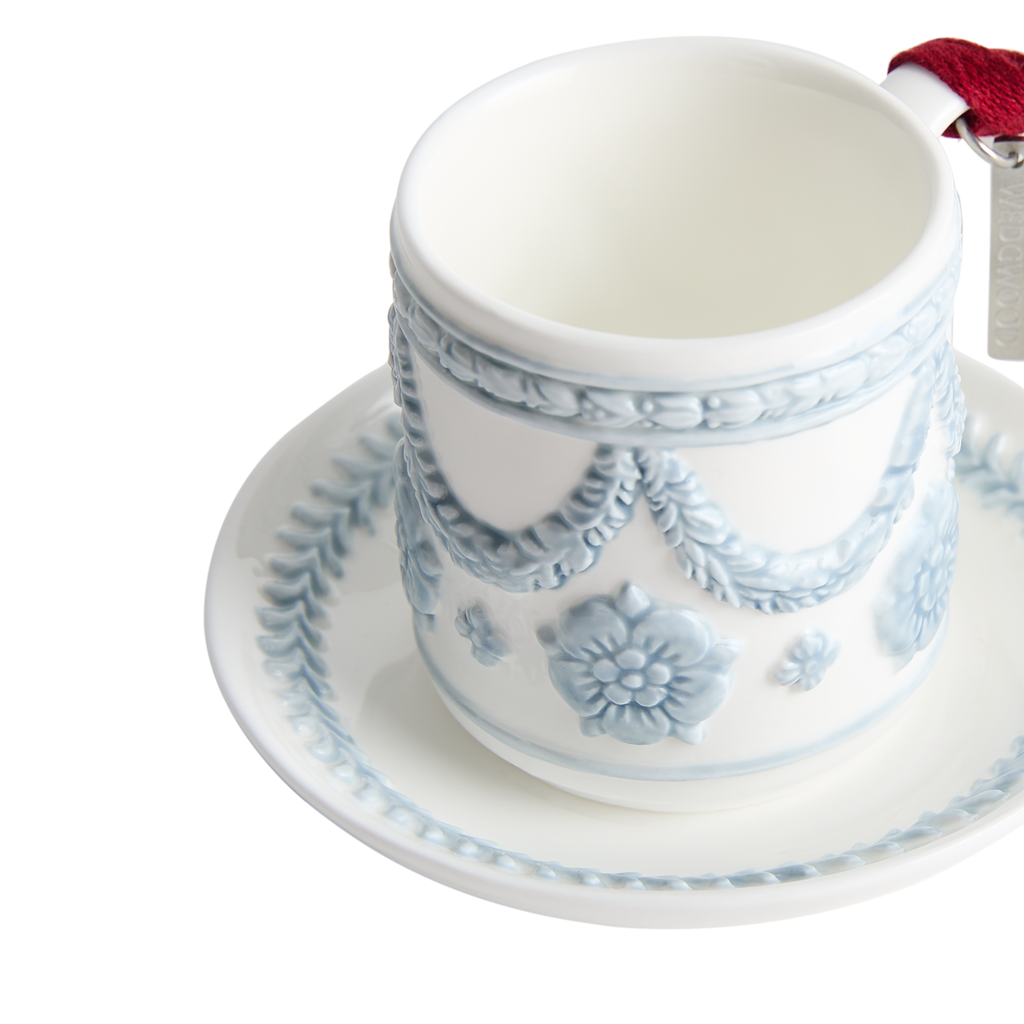 Festive Ritual Ornament White & Blue
