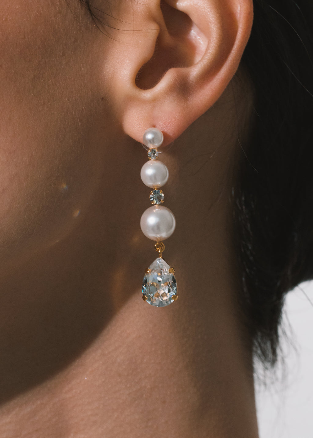 Corisande Earrings in Crystal Pearl