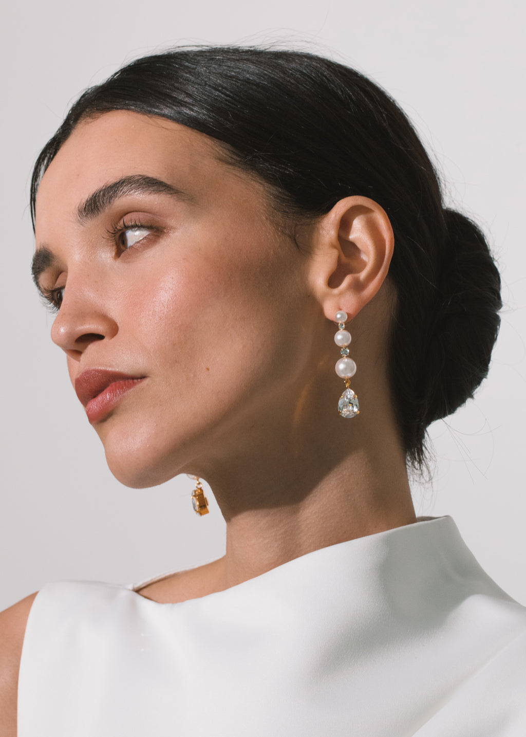 Corisande Earrings in Crystal Pearl