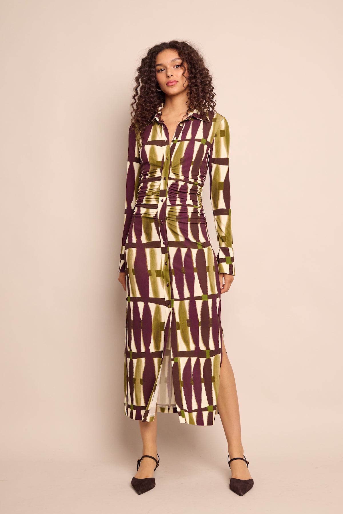 Shirley Midi in Amable Olive