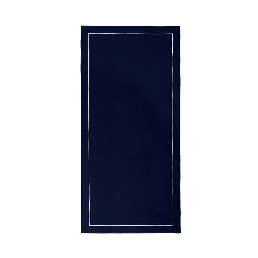 Croisiere Beach Towel