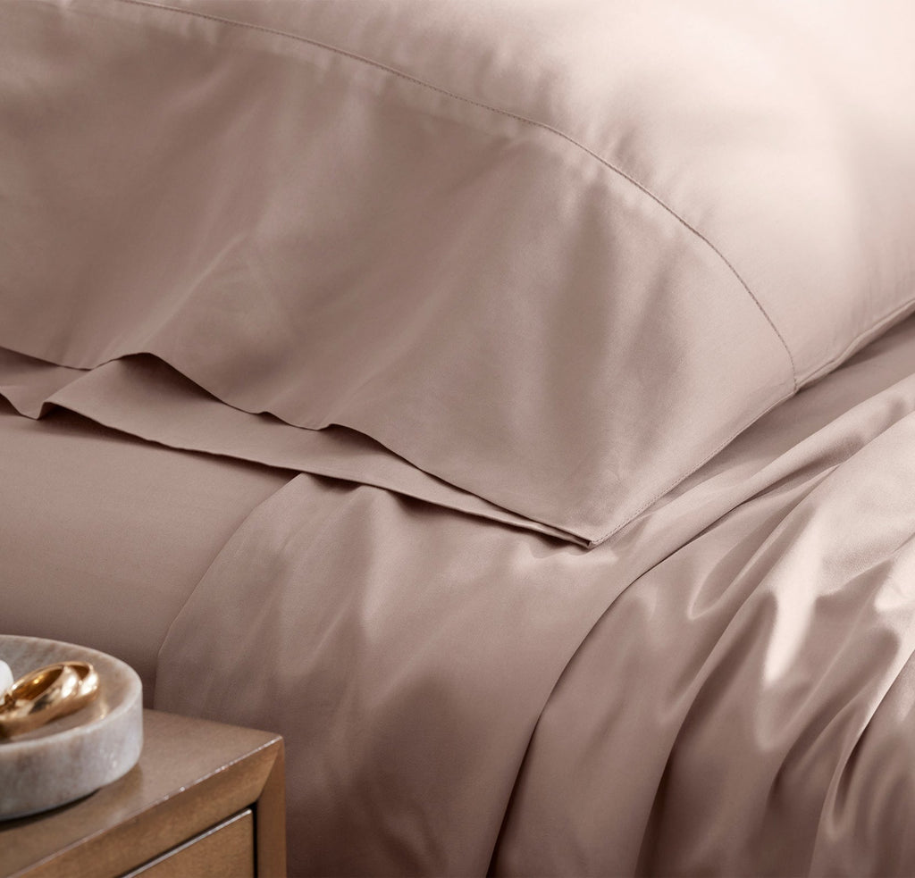 Signature Hemmed Sheet Set in Dusty Rose