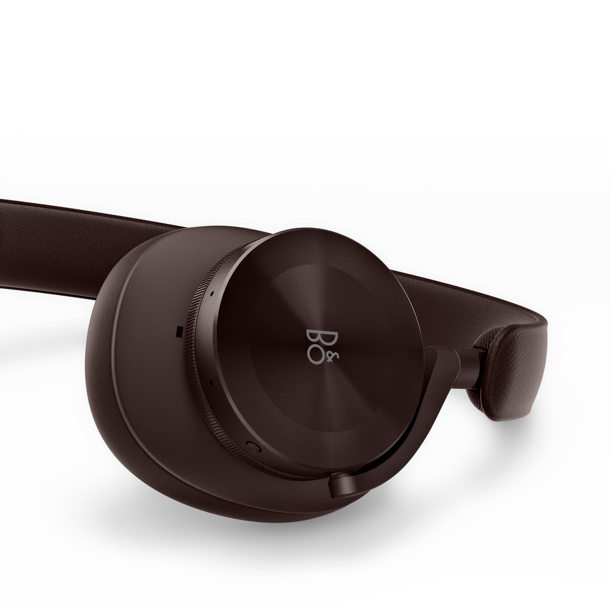 Beoplay H95 Adaptive ANC Headphones in Chestnut
