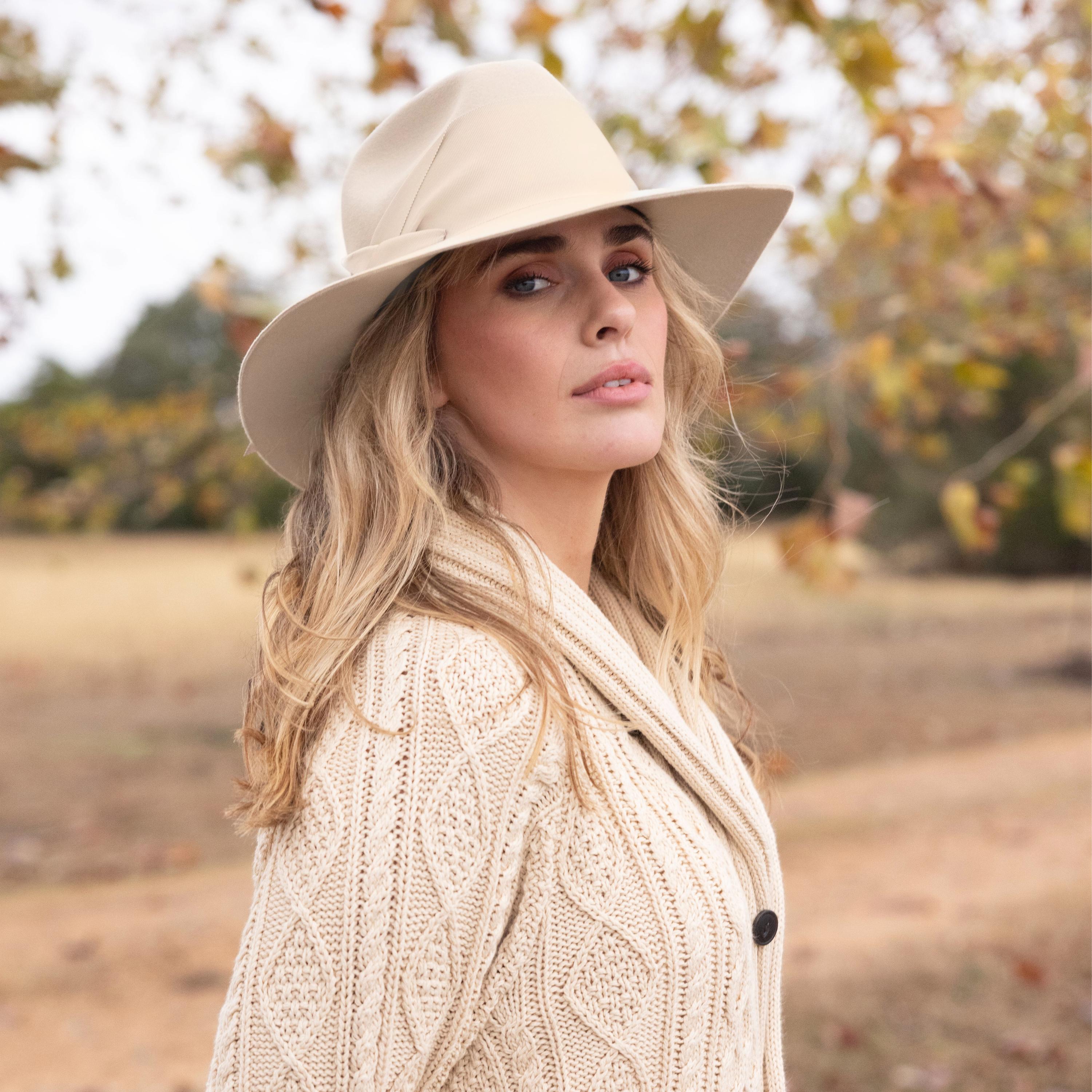 Gardenia in Ivory