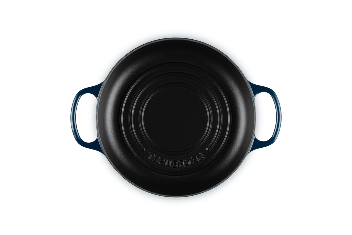 Signature Bread Oven Round 9.5" in Nuit