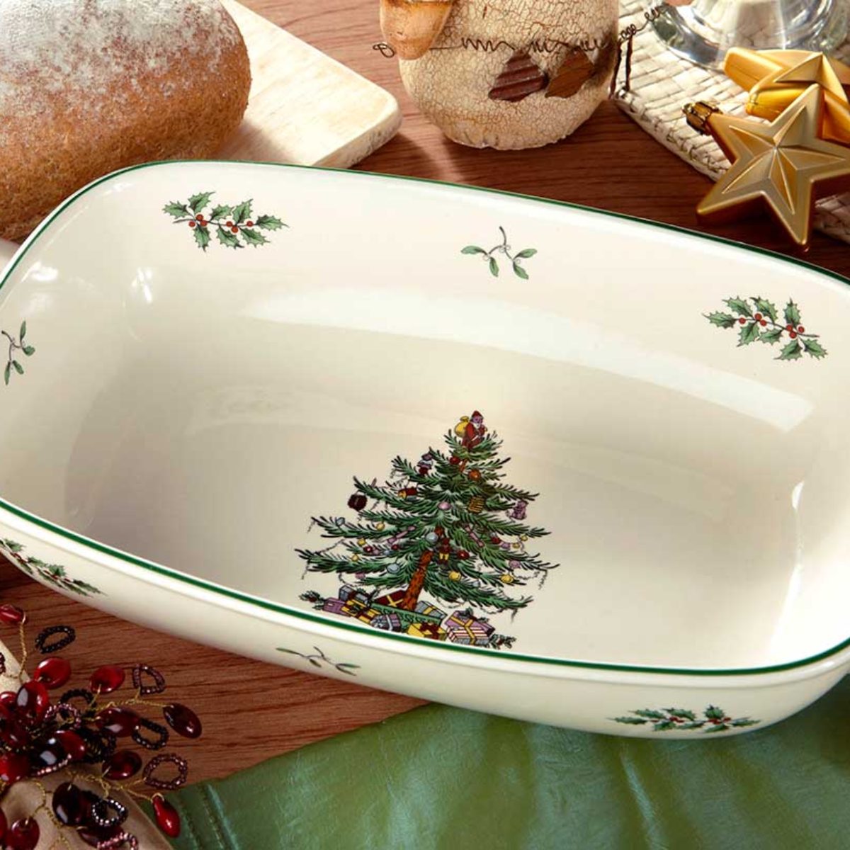 Christmas Tree 14" Bread Basket