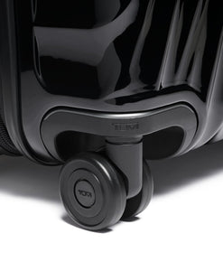 19 Degree Extended Trip Expandable 4-Wheeled Packing Case