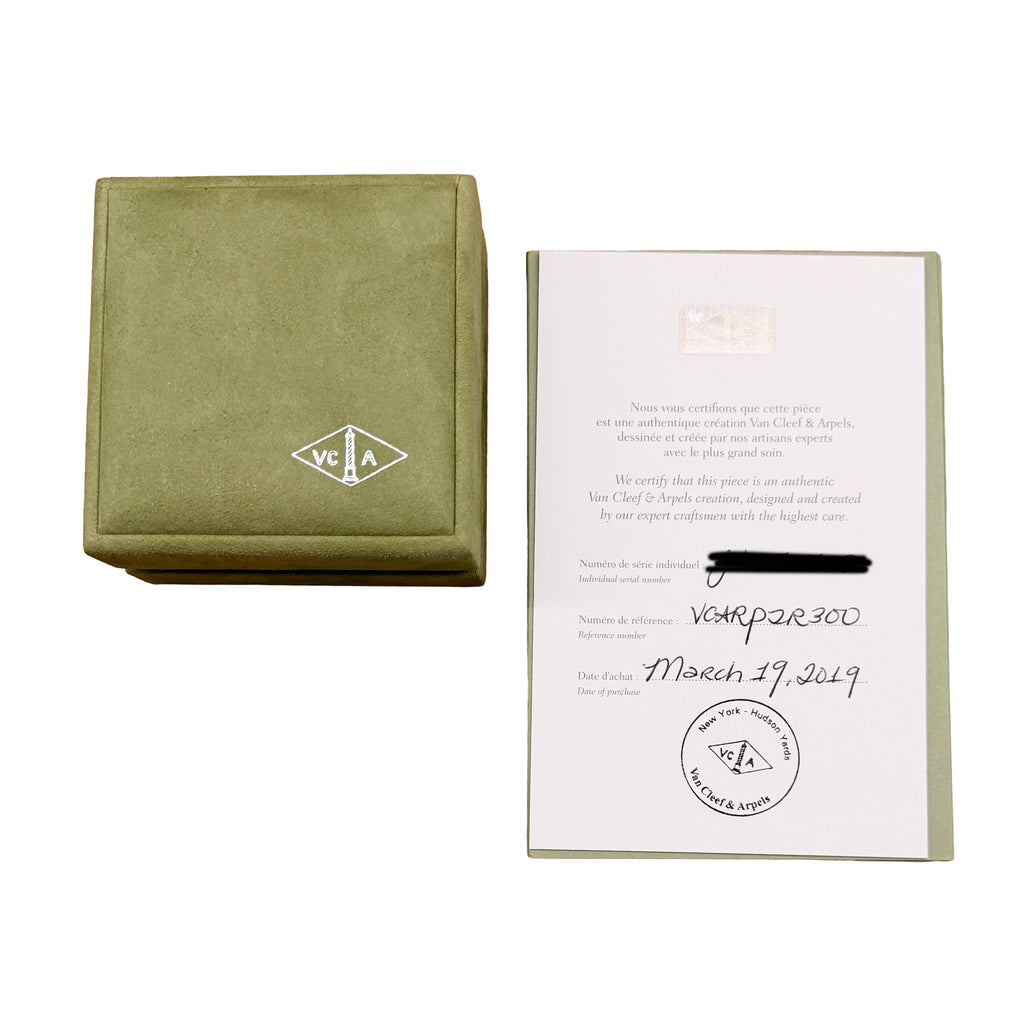 Van Cleef & Arpels Rose Gold Diamond Vintage Alhambra Pendant box