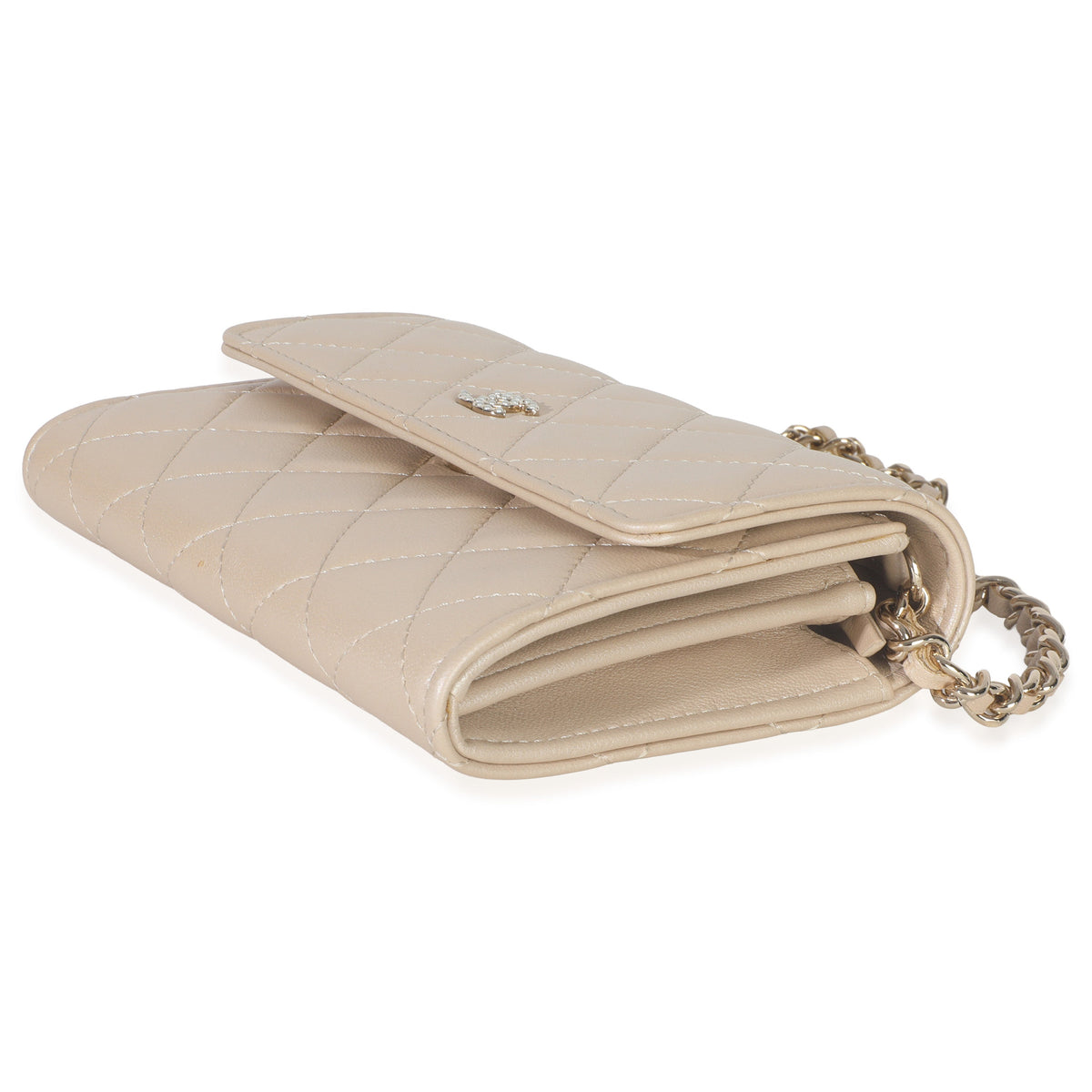 Chanel Beige Iridescent Quilted Lambskin Paris Hamburg Pearl Clutch With Chain Handbag box