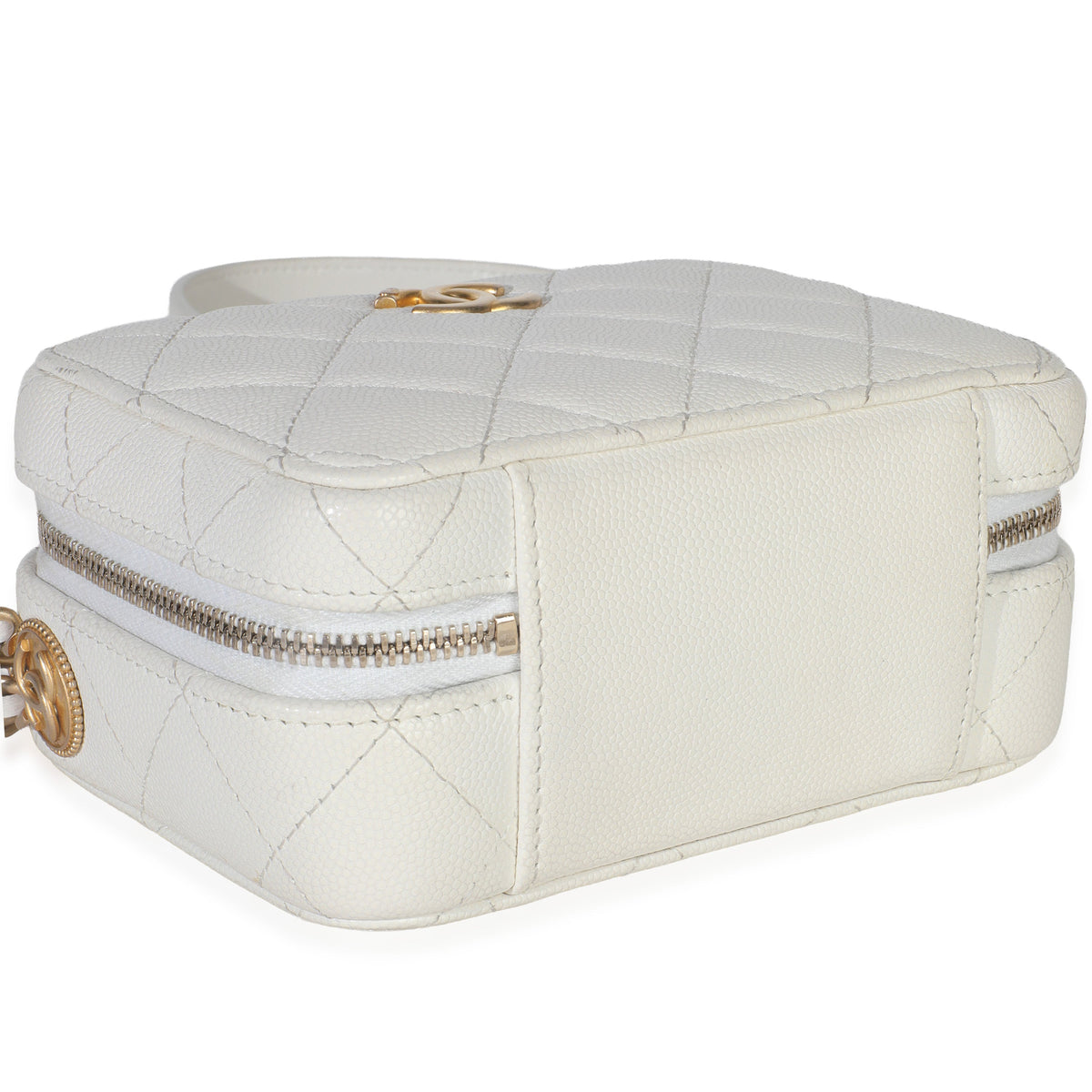 Chanel White Quilted Caviar Twist Your Buttons Handbag Clutch with Chain Handbag box