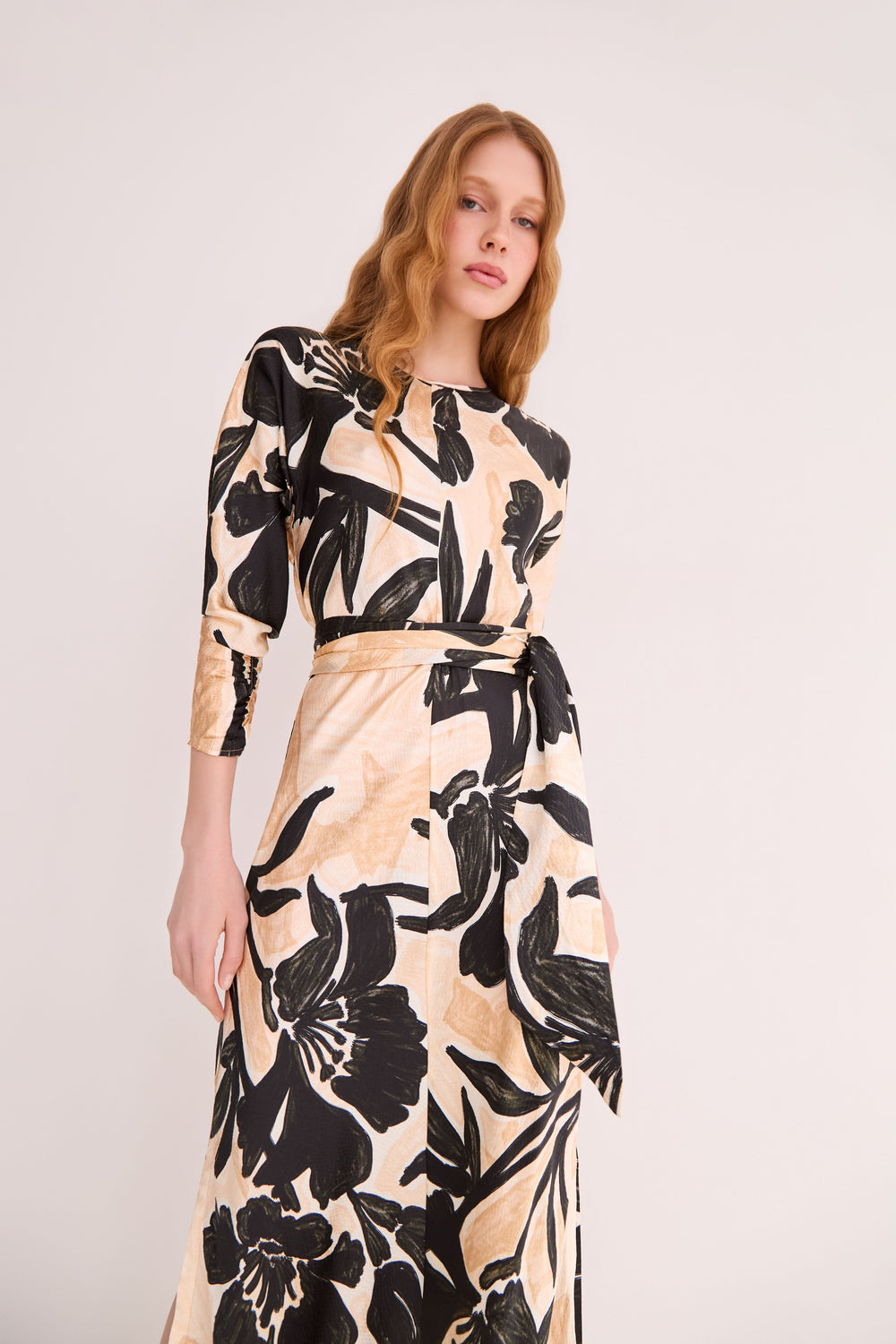 Montgomery Midi Dress in Flora Shadow Ginger