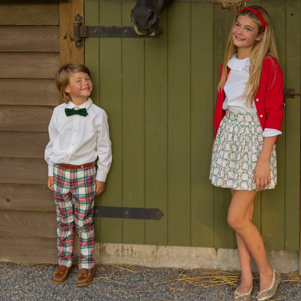 Boys’ Baker Bow Tie in rich Grafton Green Velvet, featuring a classic pre-tied silhouette and adjustable neckband.