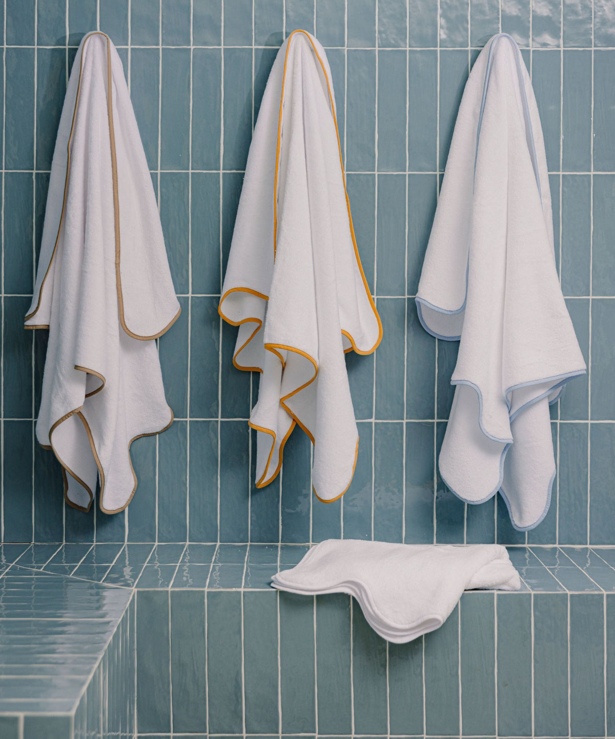 Rebecca Udall, Amelia Scalloped Wavy Bath Towel Large Family Bundle, White with Coloured Trim