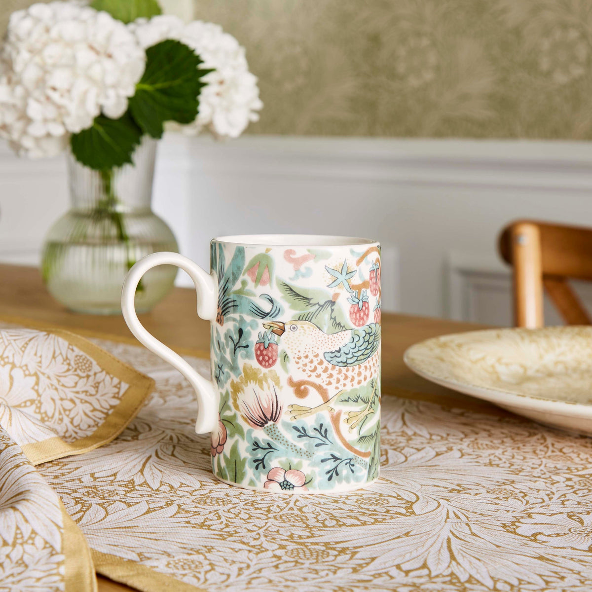 Morris & Co. 12 oz Strawberry Thief Mugs, Set of 4