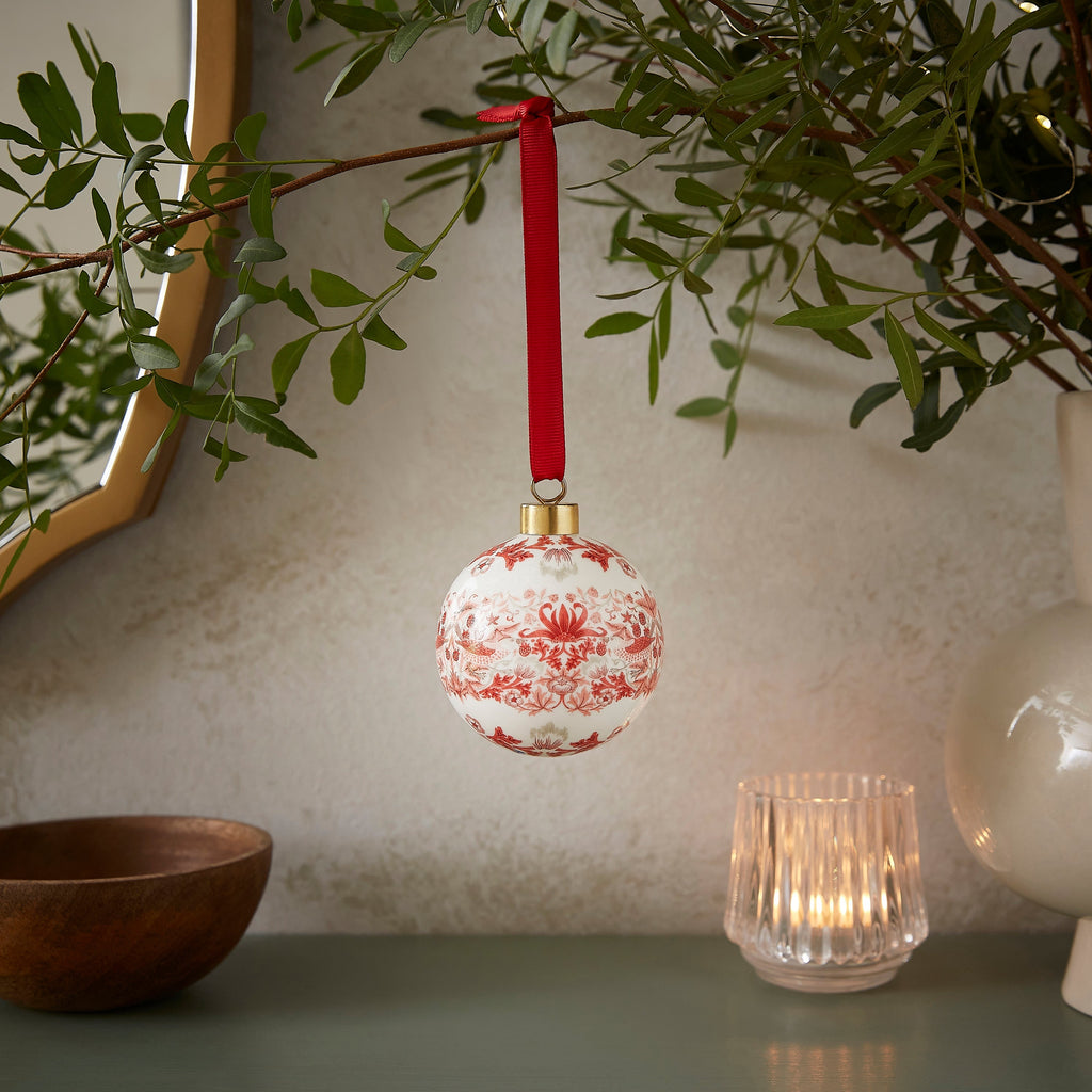 Morris & Co. Bauble in Strawberry Thief Madder