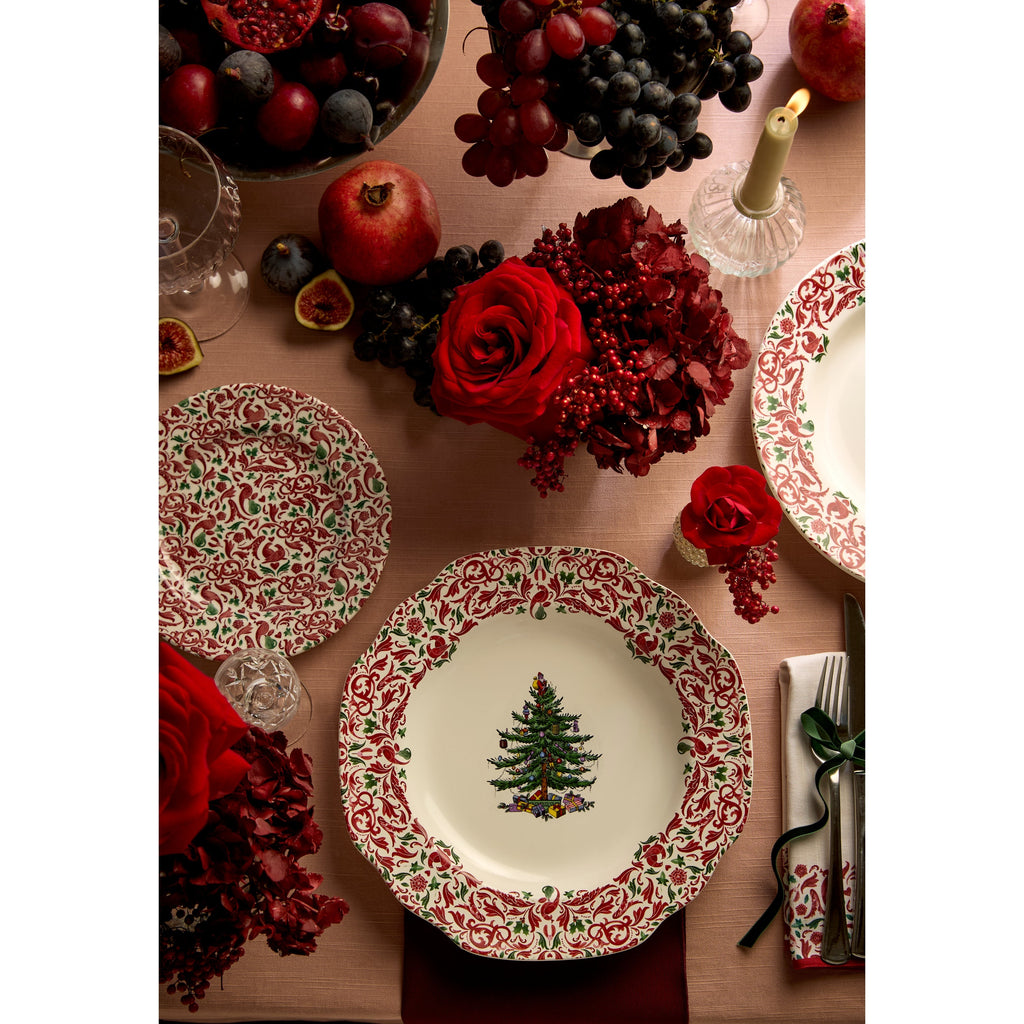 Christmas Tree Yuletide 10.5" Scalloped Dinner Plates, Set of 4