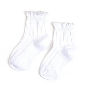 White Scalloped Frill Ankle Socks for girls and toddlers, classic ankle-length socks to coordinate with Henry Duvall’s Fall Collection