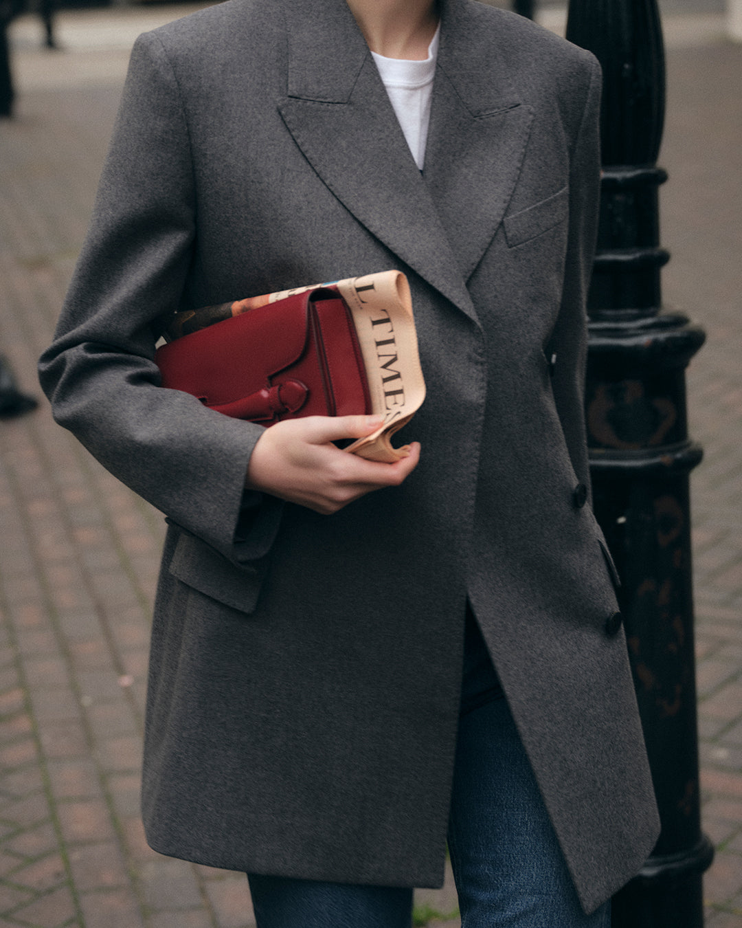 Romy Clutch in Ivory