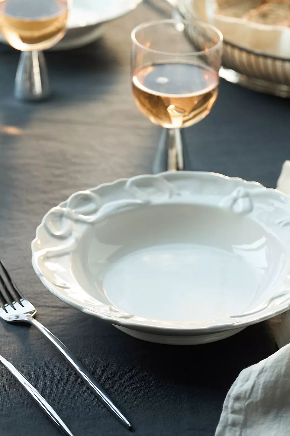 Benedita Bow Stoneware Bowls