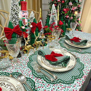 Bettina Napkin in Dark Green Gingham, Set of 4