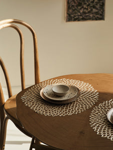 Pressed Dahlia Placemat in Champagne