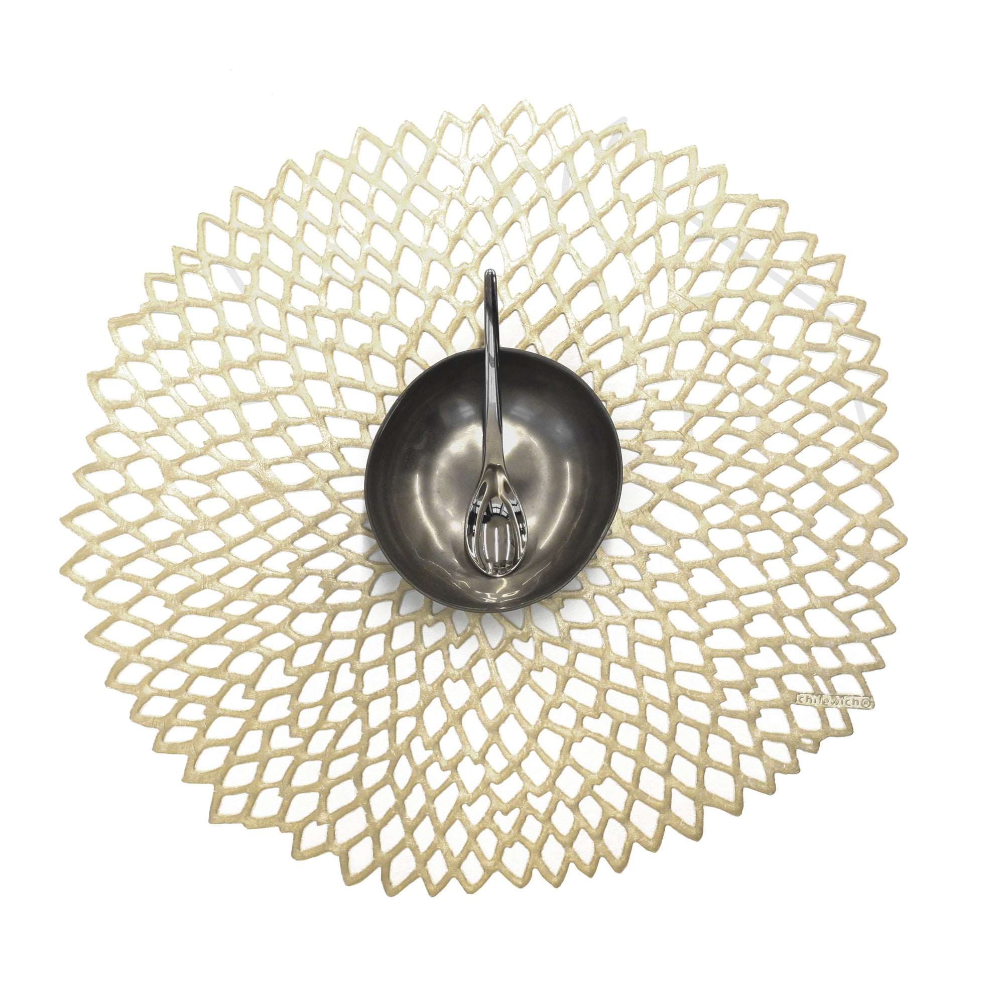 Pressed Dahlia Placemat in Champagne