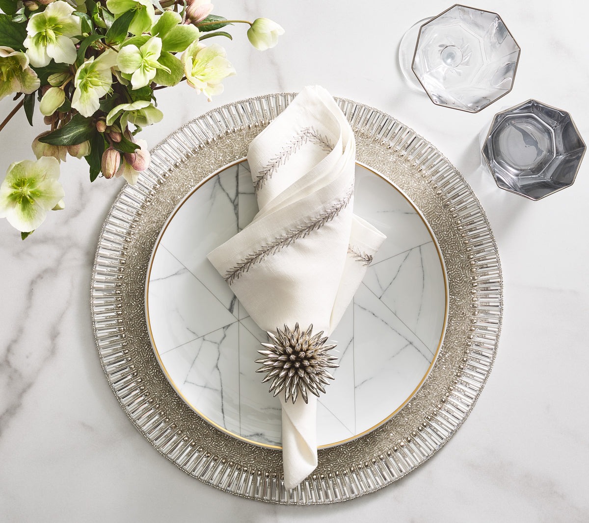 Jardin Napkin in White & Silver, Set of 4