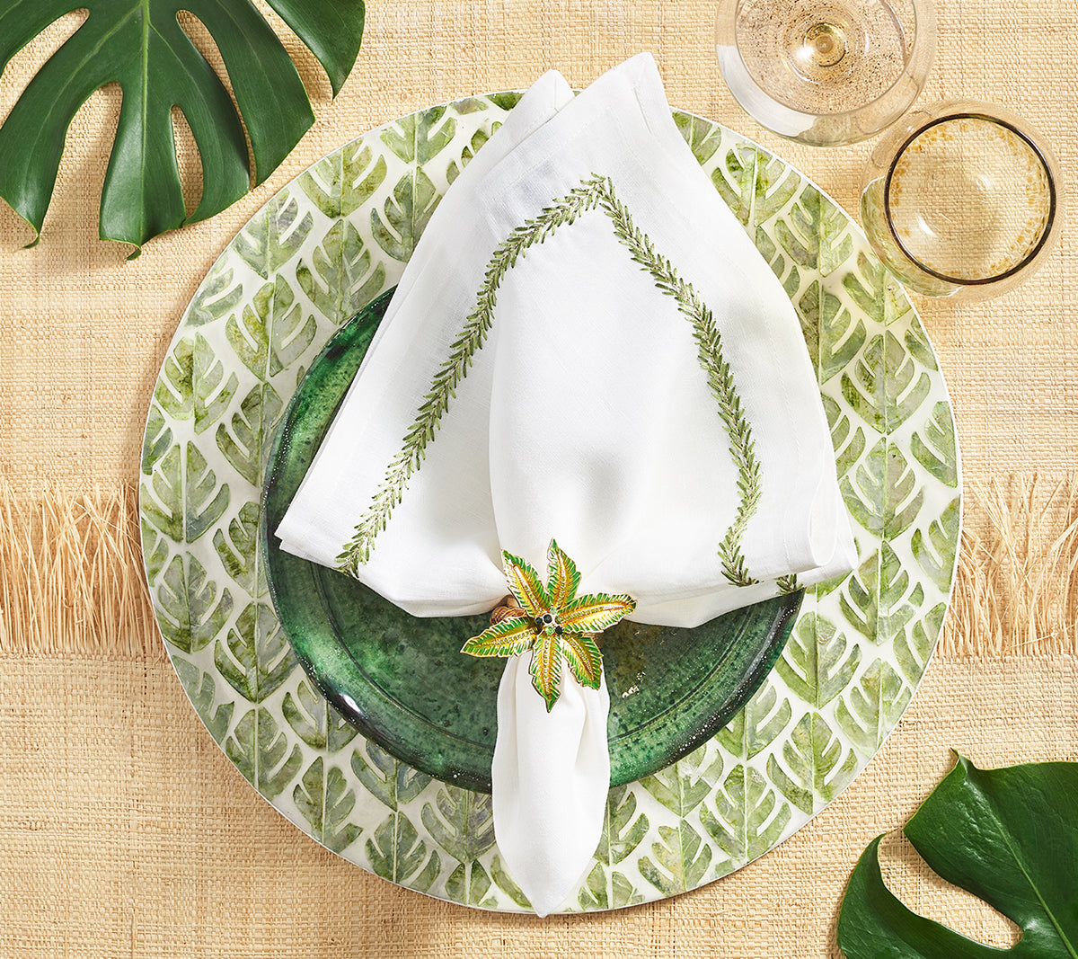 Jardin Napkin in White & Green, Set of 4