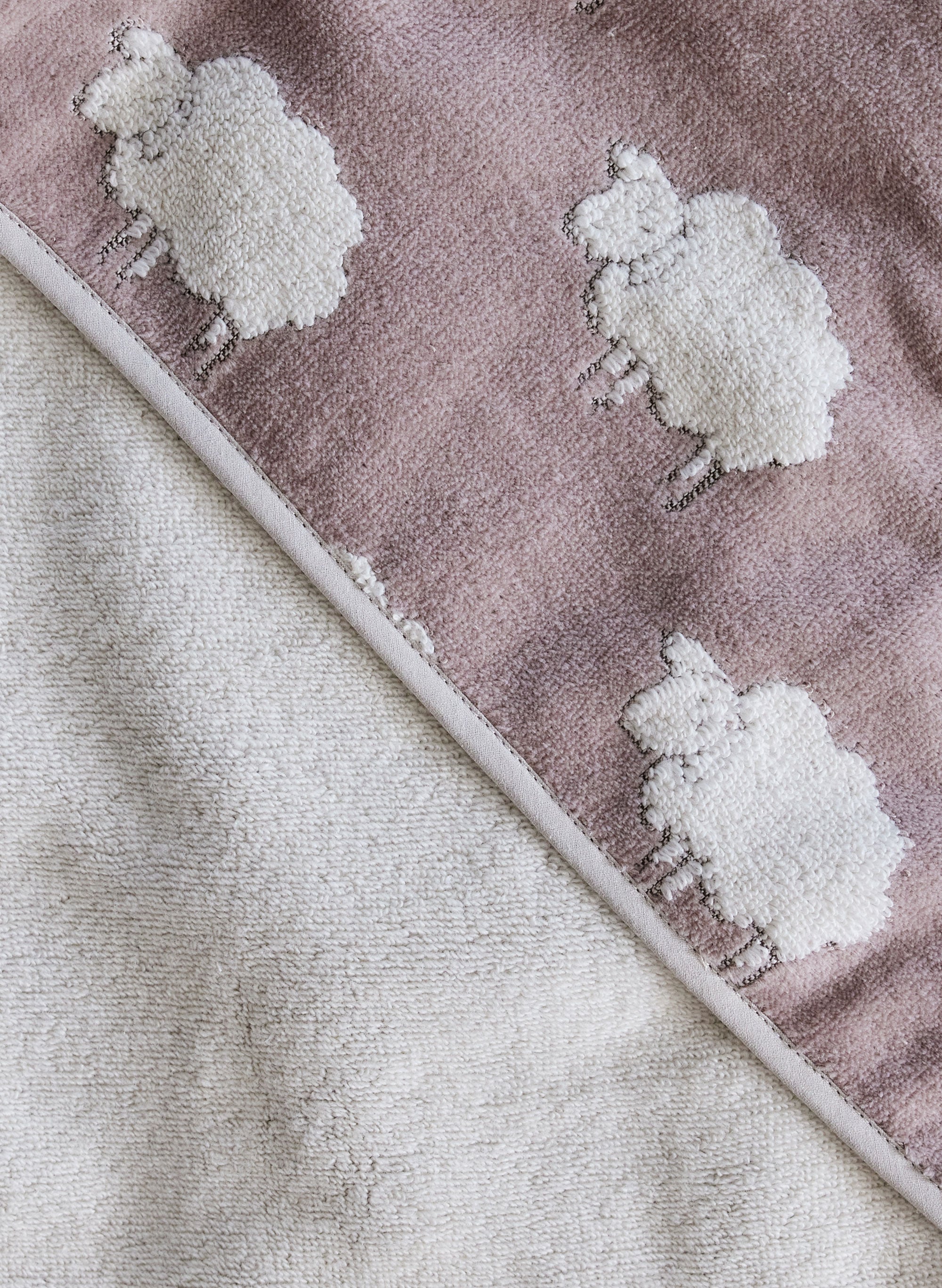 Hooded Bath Towel - Sweet Sheep Jacquard