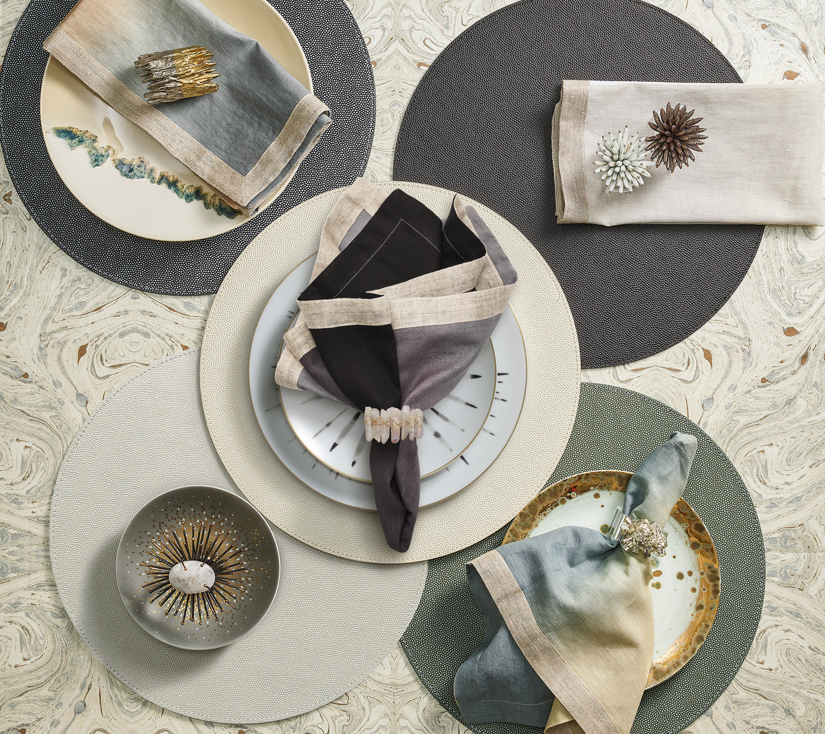 Dip Dye Napkin in Gray & Black, Set of 4