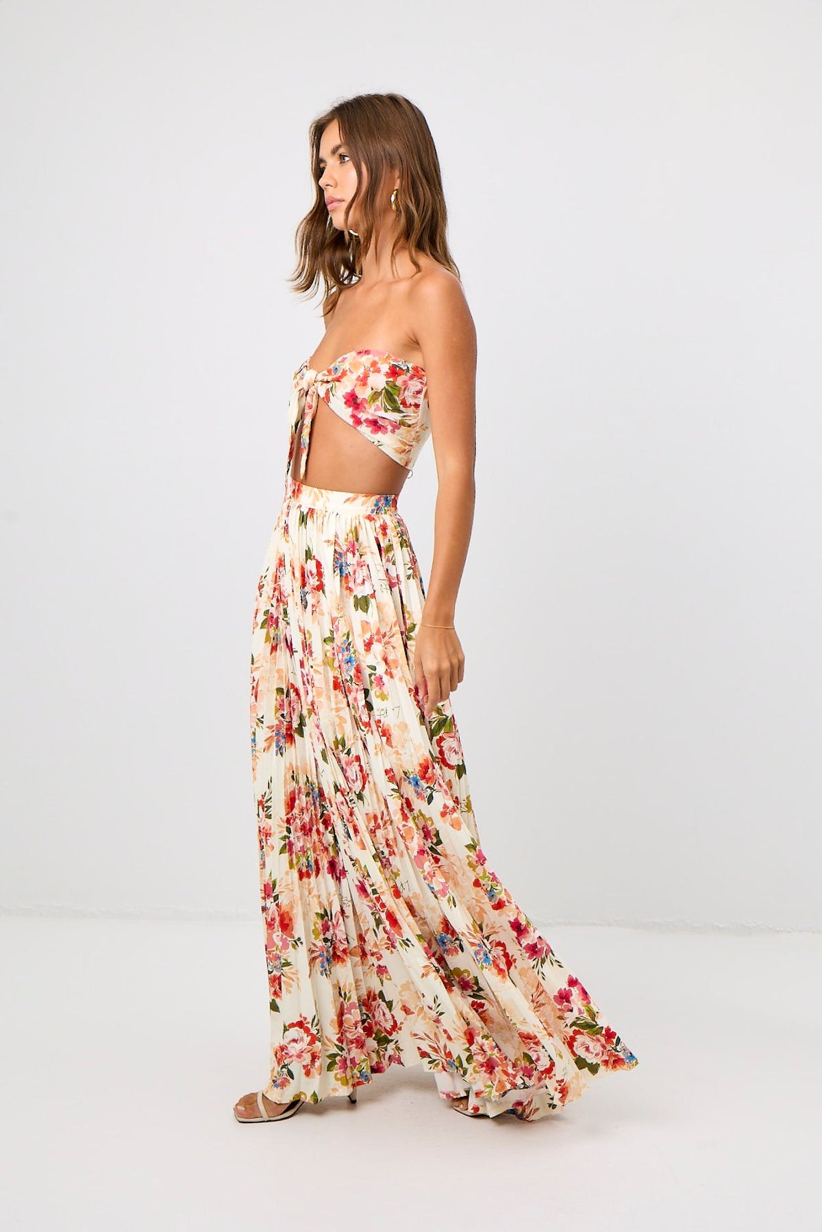 Sunburst Maxi Skirt in Peach Floral