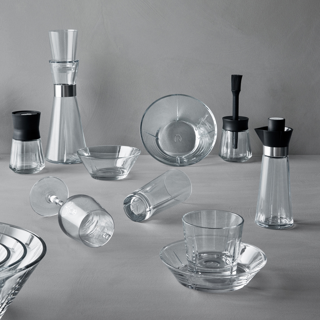 Grand Cru Oil And Vinegar Bottles in Black/Steel