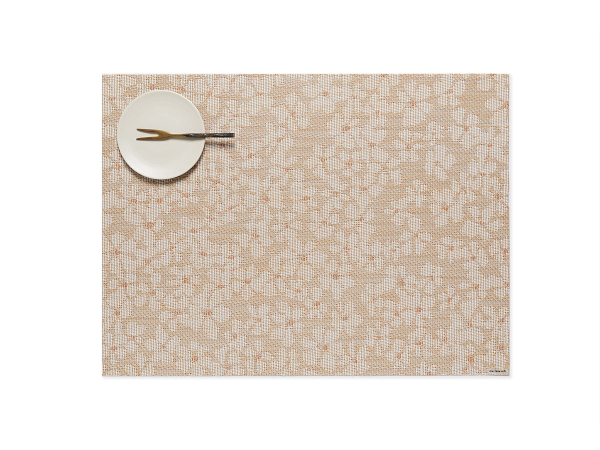 Flora Placemat in Almond