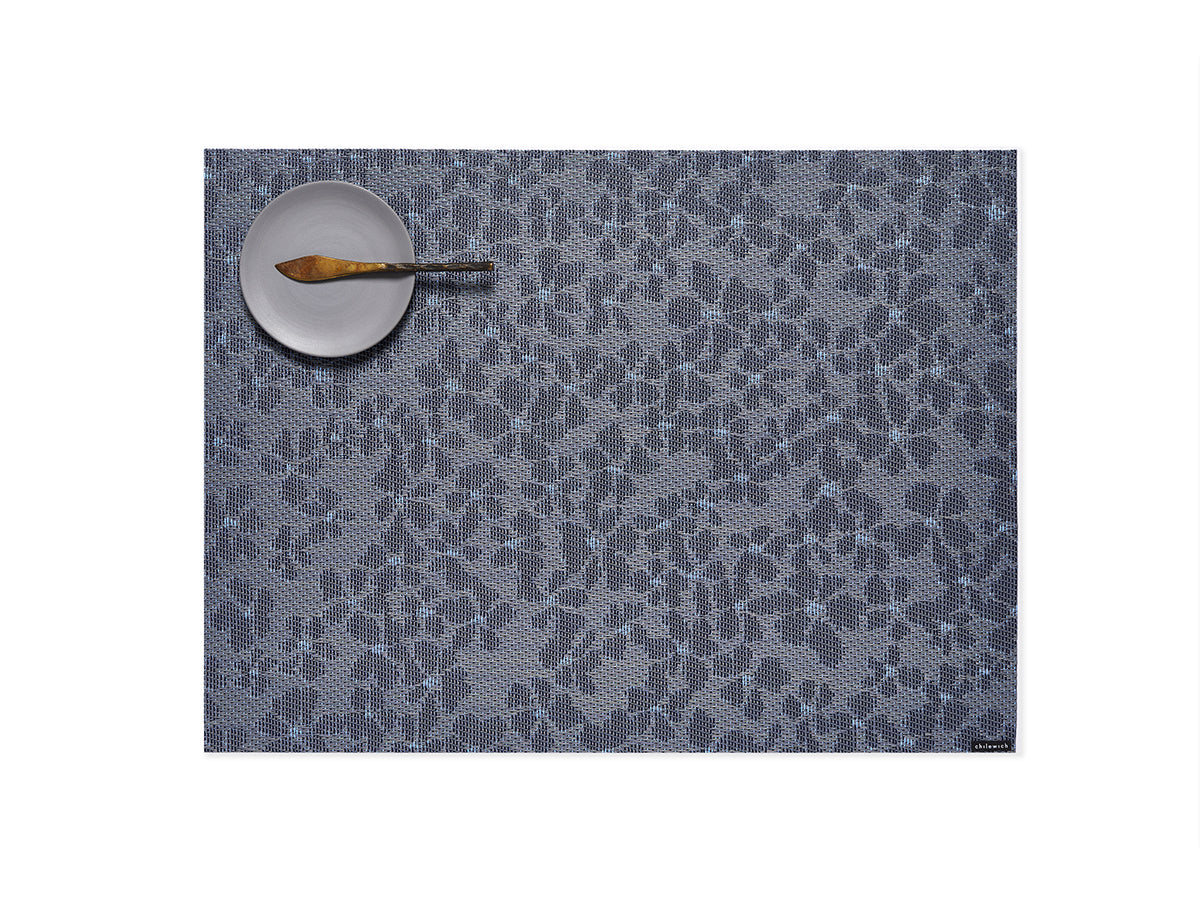 Flora Placemat in Zephyr