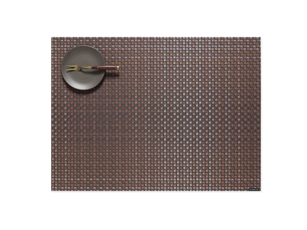 Parade Placemat in Raisin