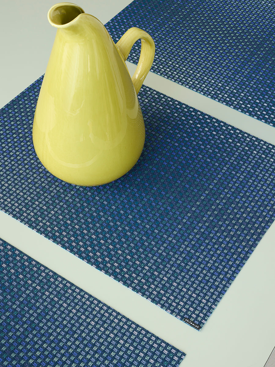 Parade Placemat in Ocean